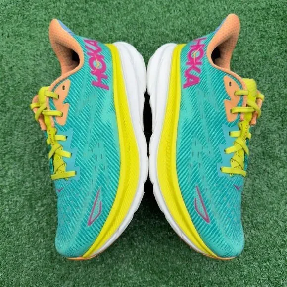 HOKA ONE ONE CLIFTON 9 - Women’s Running Shoes - SIZE 8B - Picture 7 of 10